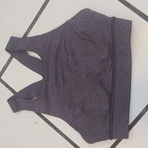 Lululemon sport bra